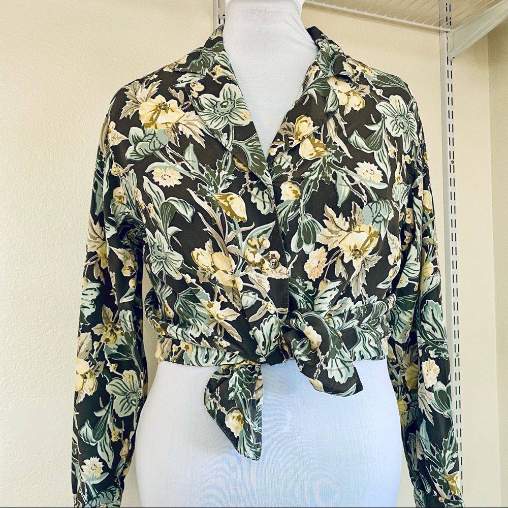 Vintage Silk Floral Button Down Long Sleeves Shirt